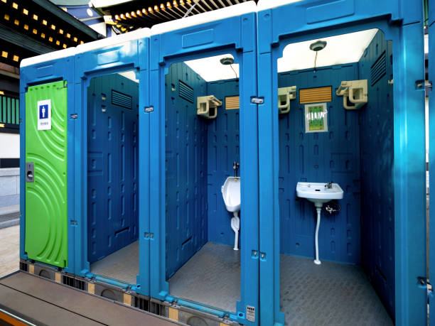 Best Portable restroom trailer rental  in Oakland, OK